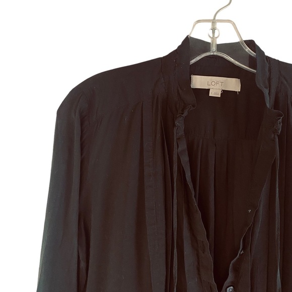 LOFT Pleated Half Button Front Flowy Lightweight Top Size Small - Picture 6 of 9